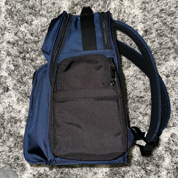 New TUMI Brief Pack Backpack in Black / Blue - Picture 6 of 16
